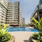 Spacious & Stylish Studio At Gateway Pasteur Apartment By Travelio